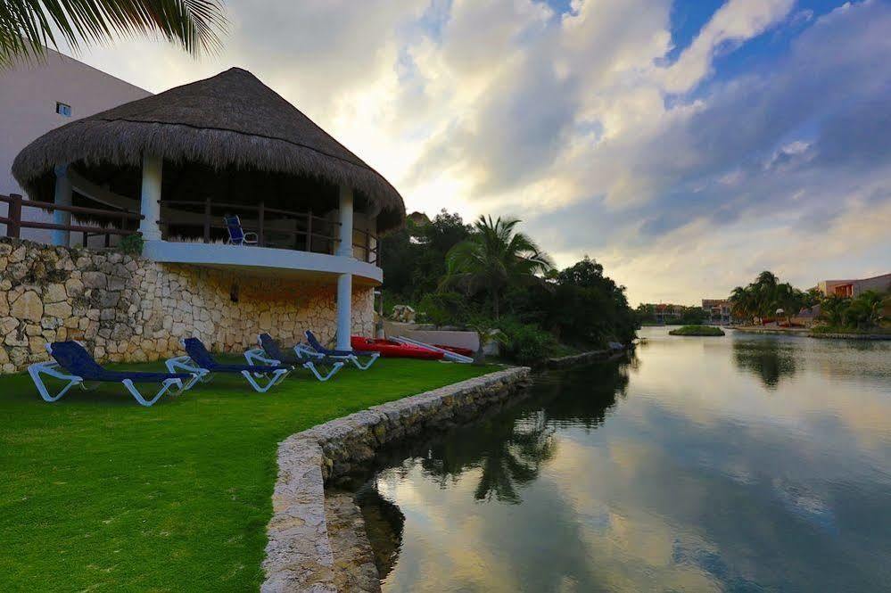 Coral Maya Apartahotel